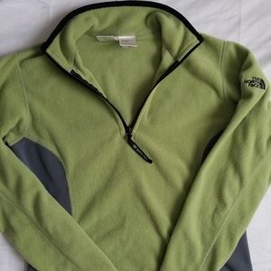 Size small womens fleece North face